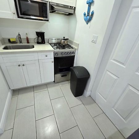 La Casita, Cute And Homey Private Studio Маями Екстериор снимка